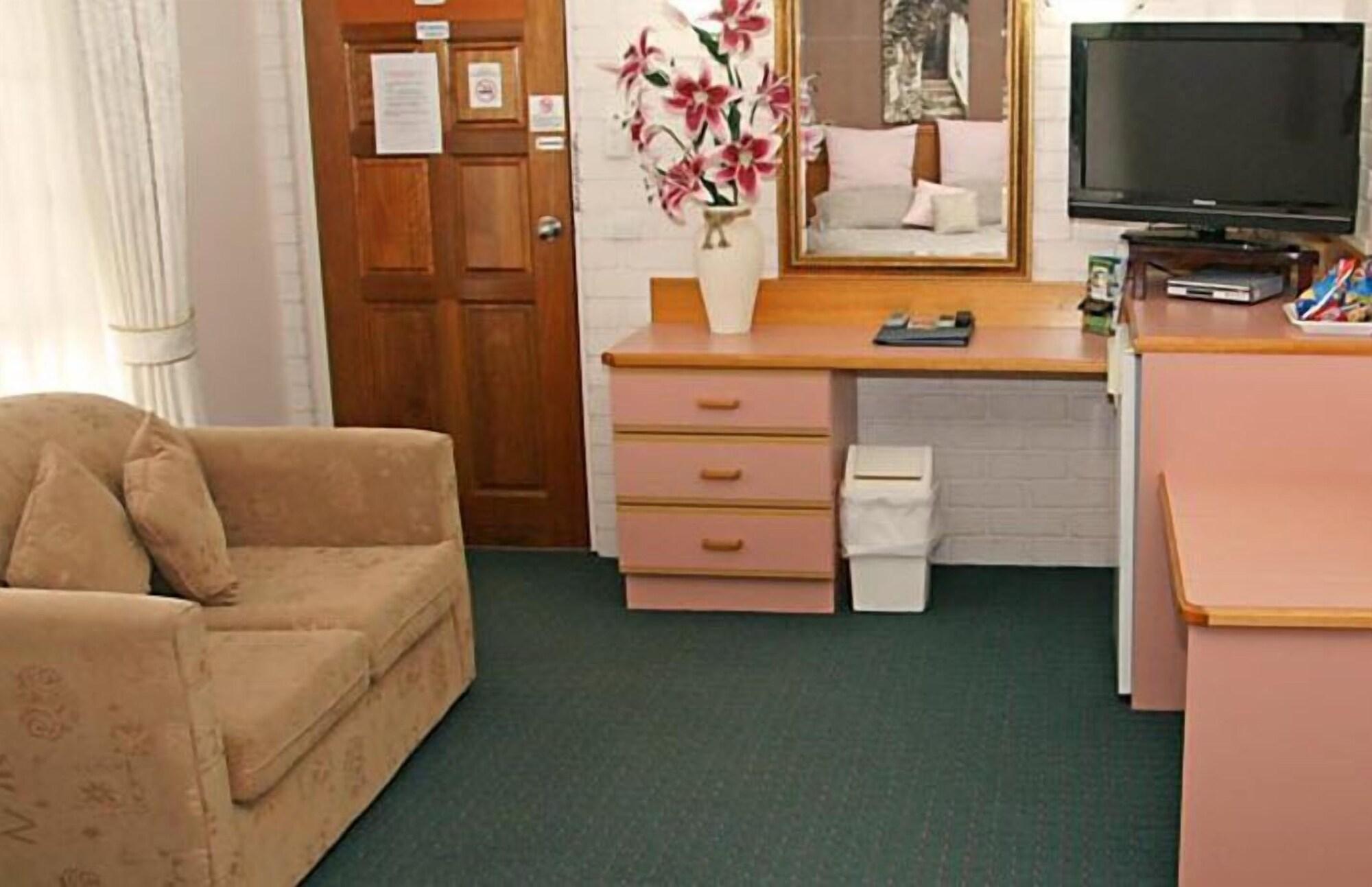Sapphire Waters Motor Inn Merimbula Kültér fotó